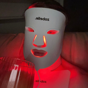 Zobelle Lumiere Silicone LED Light Therapy Mask
